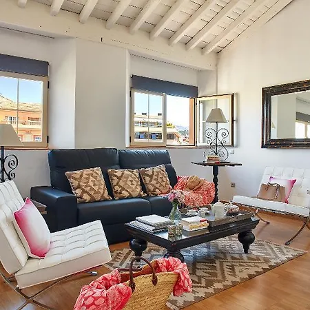 Апартаменты Lodgingmalaga Plaza Constitucion Малага