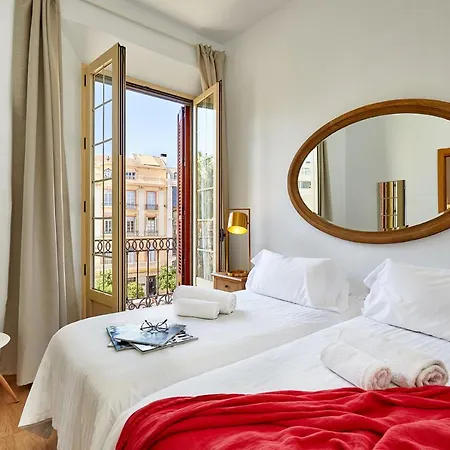 Lodgingmalaga Plaza Constitucion Apartment *